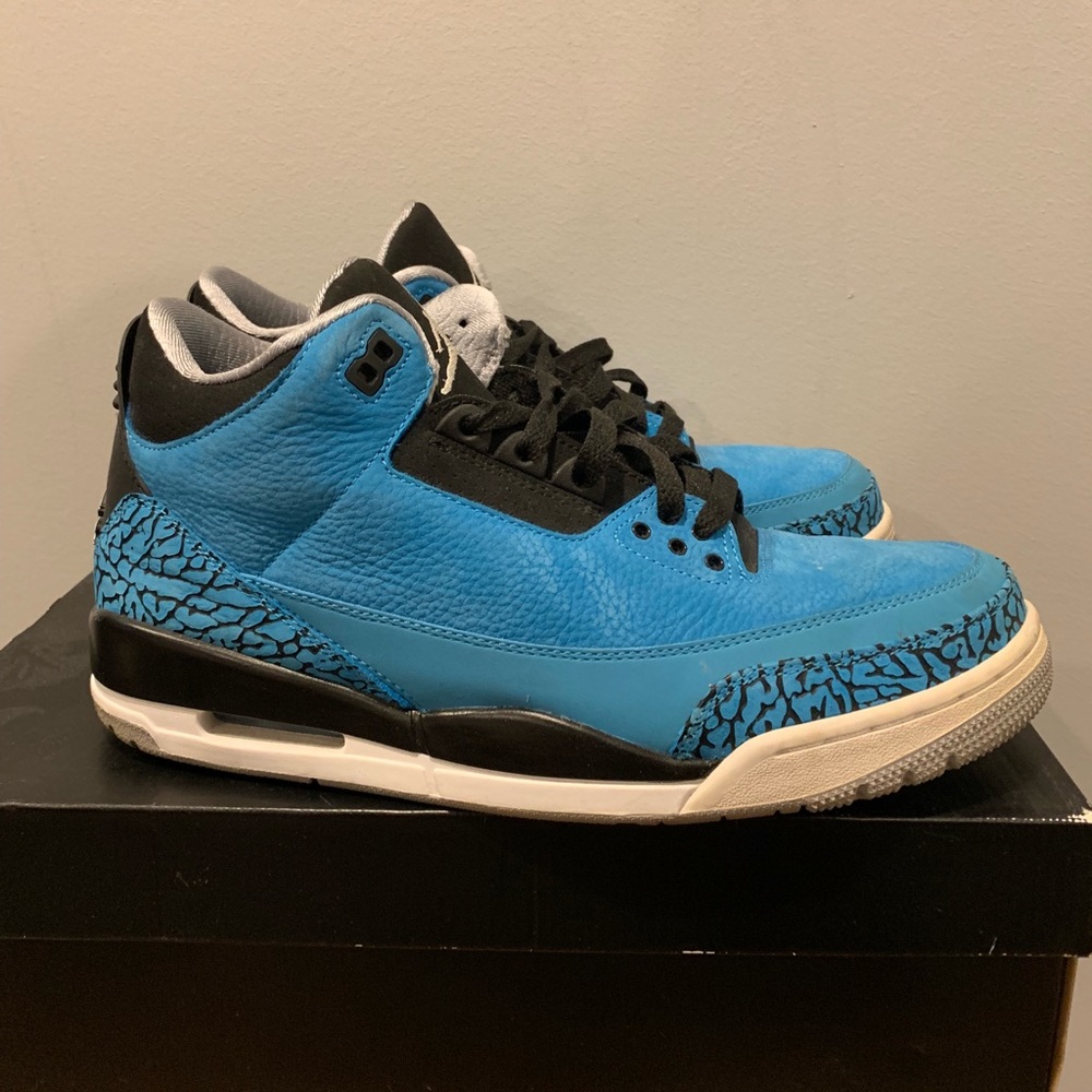 Jordan 3 powder blue
